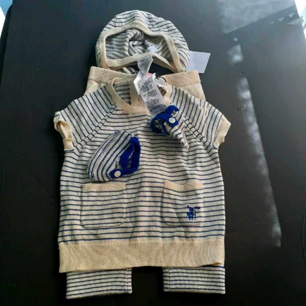 Burberry Children's outfits